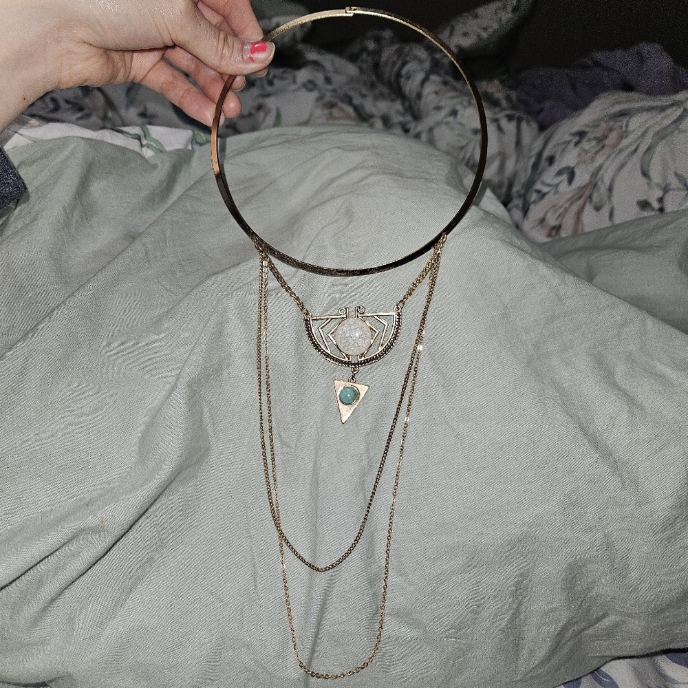 multi layer necklace - Picture 3 of 3